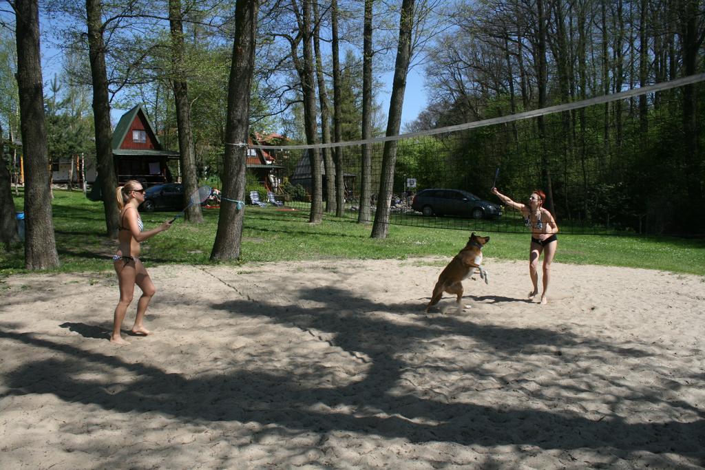Stajnia Sarnowek Nad Jeziorem Rozany Rozajny Wielkie Exterior photo
